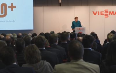 Angela Merkel inaugura un nuevo centro de innovación Viessmann